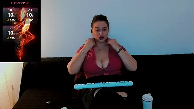 Snapshot of Laura_sinner chatting on 02-12-26, 07:35 Laura sinner online show from 02-12-26, 07:35