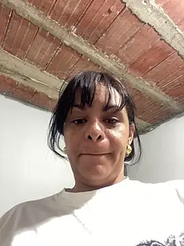 Snapshot of Kataliina chatting on 06-21-26, 10:04 Kataliina online show from 06-21-26, 10:04