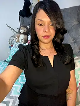 Kataliina online show from 11-16-25, 04:39