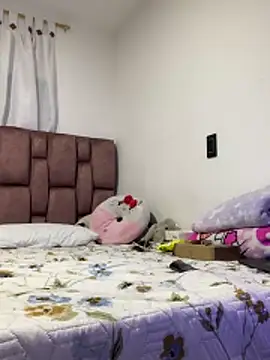 Kataliina online show from 02-10-26, 05:06