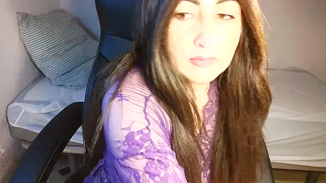 naughty sarahh online show from 07-17-26, 06:38