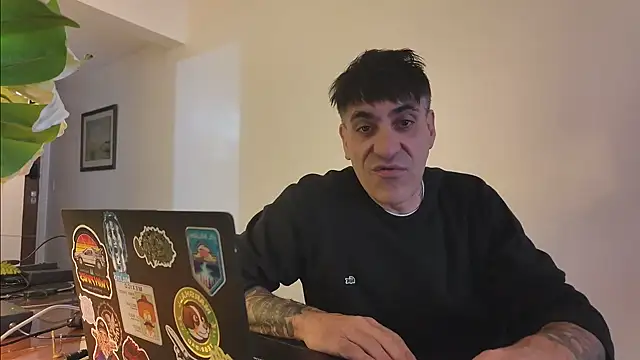 Elnonoykeila77 online show from 05-07-26, 04:54