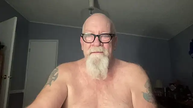 Snapshot of kcbace61760 chatting on 01-09-26, 05:14 kcbace61760 online show from 01-09-26, 05:14