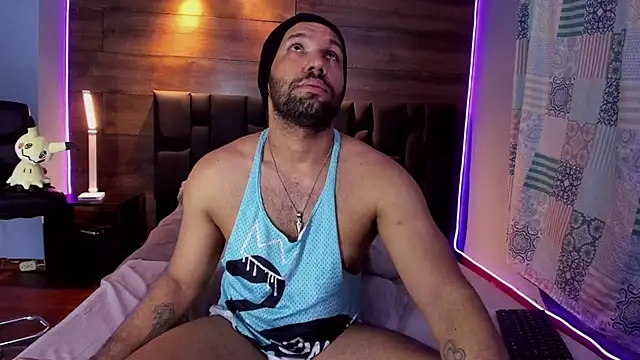 Snapshot of anthonylatynxd chatting on 01-31-25, 02:26 anthonylatynxd online show from 01-31-25, 02:26