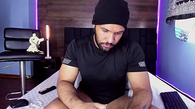 Snapshot of anthonylatynxd chatting on 02-10-25, 09:15 anthonylatynxd online show from 02-10-25, 09:15