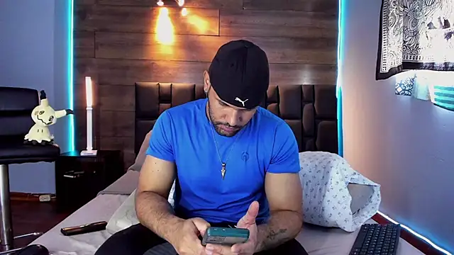 Snapshot of anthonylatynxd chatting on 02-16-25, 03:27 anthonylatynxd online show from 02-16-25, 03:27