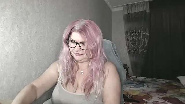 Snapshot of Diana_49 chatting on 07-07-26, 06:16 Diana 49 online show from 07-07-26, 06:16