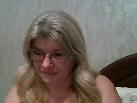 Snapshot of Diana_49 chatting on 03-11-25, 07:57 Diana 49 online show from 03-11-25, 07:57