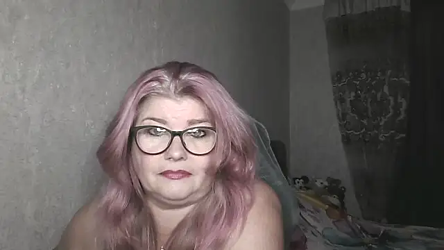 Snapshot of Diana_49 chatting on 07-11-26, 08:25 Diana 49 online show from 07-11-26, 08:25
