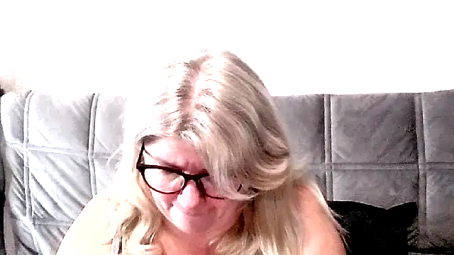 Diana 49 online show from 02-25-26, 02:39