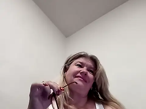 Diana 49 online show from 04-11-26, 07:05