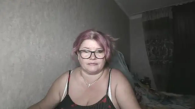 Snapshot of Diana_49 chatting on 07-02-26, 08:20 Diana 49 online show from 07-02-26, 08:20