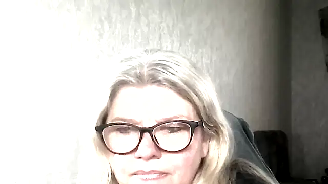 Diana 49 online show from 04-22-26, 07:37
