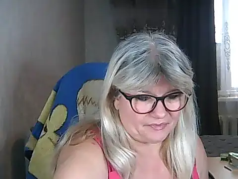 Diana 49 online show from 11-25-25, 09:42