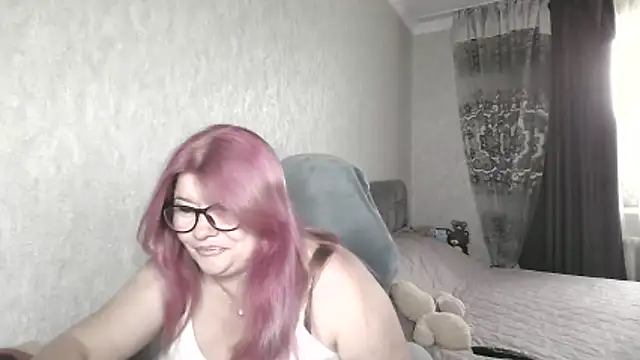 Snapshot of Diana_49 chatting on 06-17-26, 06:57 Diana 49 online show from 06-17-26, 06:57