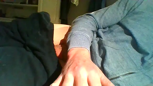 Snapshot of MmaxX004 chatting on 03-12-25, 05:02 MmaxX004 online show from 03-12-25, 05:02