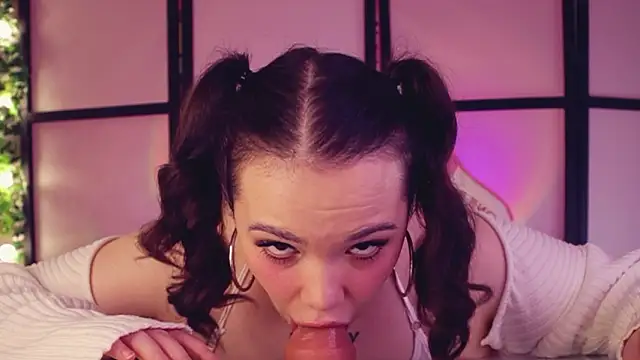 Chery Lady22 online show from 03-08-26, 06:49