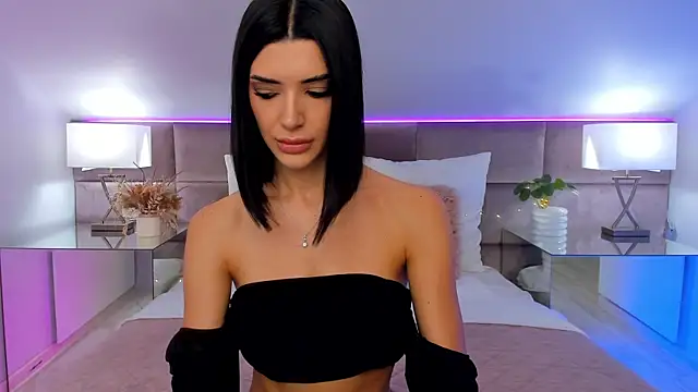 JasmiLyn online show from 10-18-25, 12:29