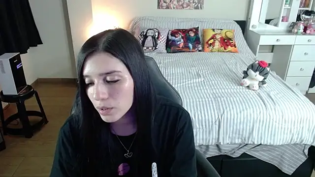 Snapshot of kittykat18x chatting on 02-21-26, 02:13 kittykat18x online show from 02-21-26, 02:13