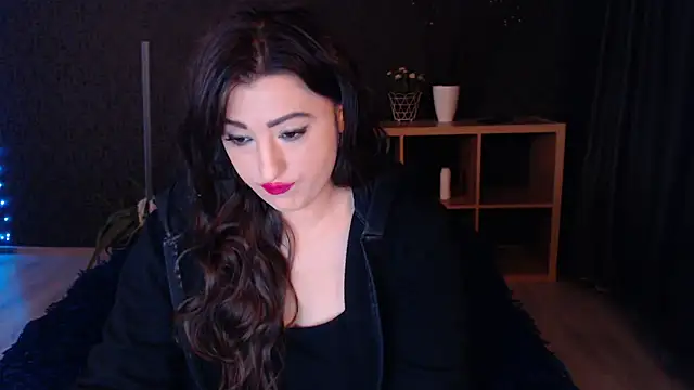 Snapshot of RebeccaStone chatting on 03-21-25, 01:56 RebeccaStone online show from 03-21-25, 01:56