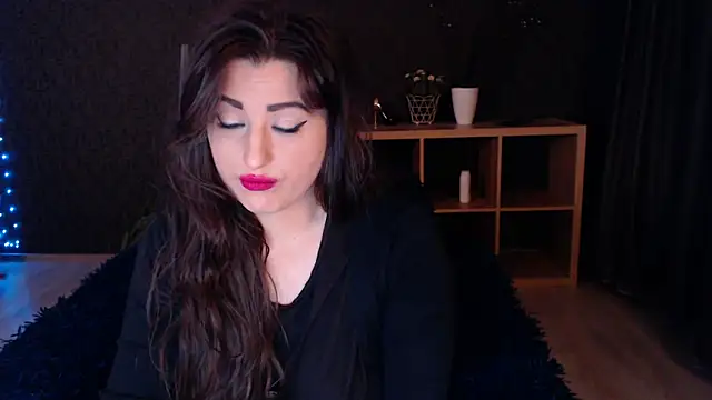 Snapshot of RebeccaStone chatting on 03-23-25, 01:42 RebeccaStone online show from 03-23-25, 01:42
