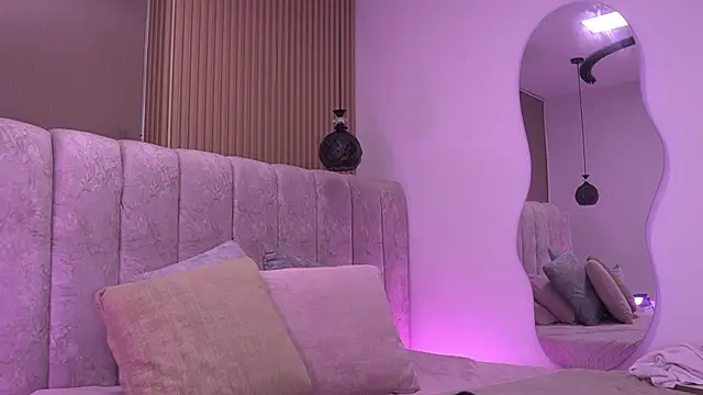 Snapshot of violeta_aroca chatting on 07-03-26, 03:13 violeta aroca online show from 07-03-26, 03:13