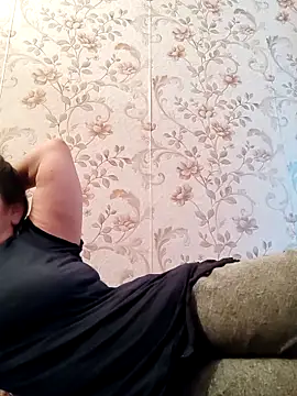 Zulfiya Bruce online show from 02-15-26, 01:54