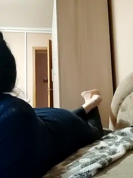 Zulfiya Bruce online show from 02-12-26, 05:45