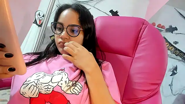 CAMILA--REY online show from 10-31-25, 08:27