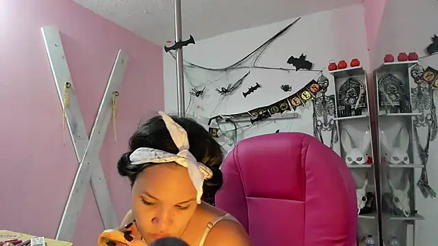 CAMILA--REY online show from 10-27-25, 09:49