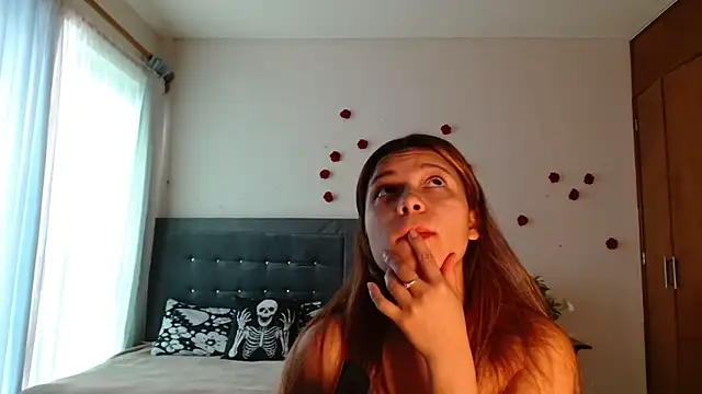 3littleschoolteens online show from 05-25-26, 06:50