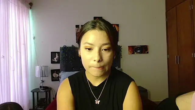 3littleschoolteens online show from 10-21-25, 04:17