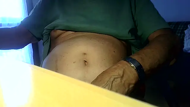 Snapshot of tachione2 chatting on 09-17-25, 03:03 tachione2 online show from 09-17-25, 03:03