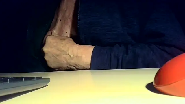 Snapshot of tachione2 chatting on 10-03-25, 05:53 tachione2 online show from 10-03-25, 05:53