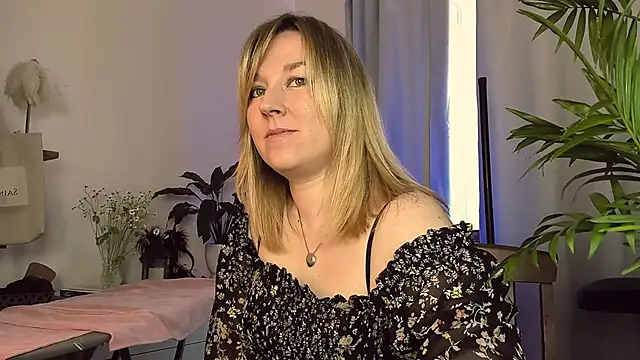 5 in one online show from 04-12-26, 07:00