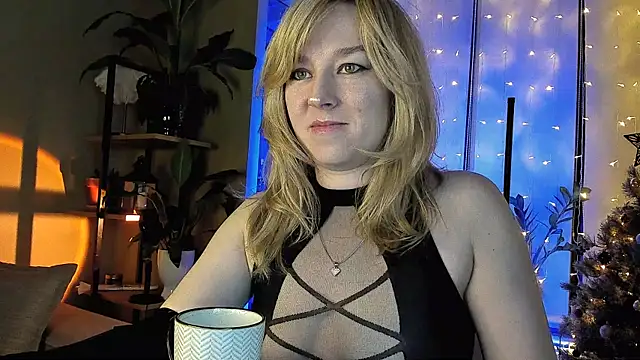 Snapshot of 5_in_one chatting on 12-31-24, 04:38 5 in one online show from 12-31-24, 04:38