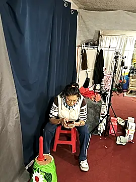 LaInsaciableIntensa online show from 11-02-25, 11:54