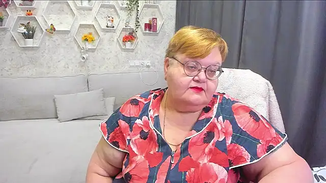  big love  online show from 03-25-26, 08:08