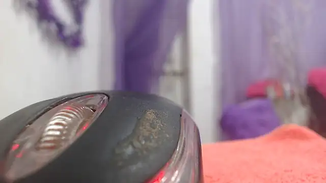 heyline milf online show from 11-14-25, 03:26