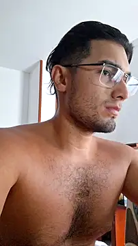 Snapshot of lechero226 chatting on 11-15-25, 08:35 lechero226 online show from 11-15-25, 08:35