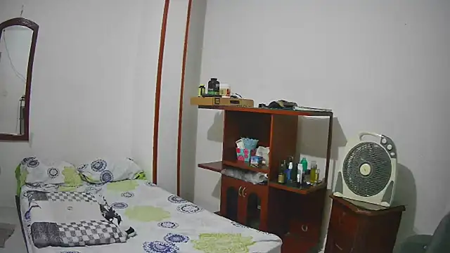 Snapshot of lechero226 chatting on 11-18-25, 11:26 lechero226 online show from 11-18-25, 11:26