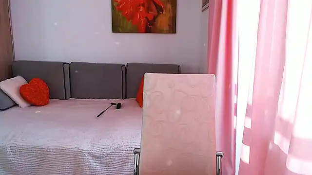 Snapshot of Magic_Blondie chatting on 02-23-25, 01:32 Magic Blondie online show from 02-23-25, 01:32