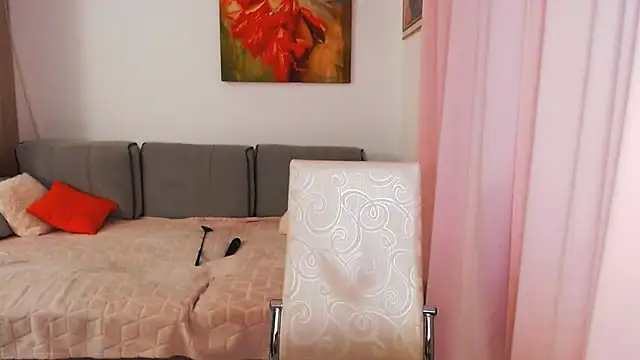 Magic Blondie online show from 10-30-25, 02:25