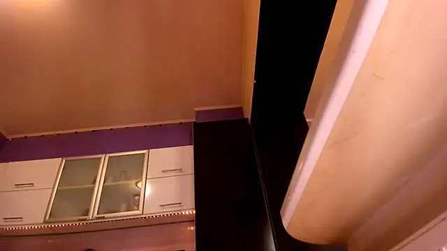 purpleariellx online show from 03-18-25, 09:34