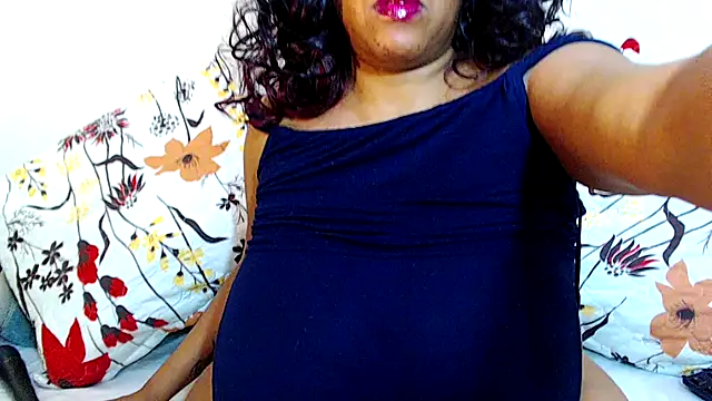 Snapshot of Ebonylovelyx chatting on 01-18-26, 03:59 Ebonylovelyx online show from 01-18-26, 03:59