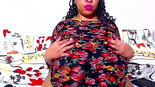 Ebonylovelyx online show from 10-05-25, 10:11