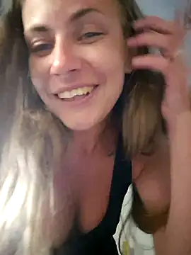 Keli Jessi online show from 06-12-26, 08:39