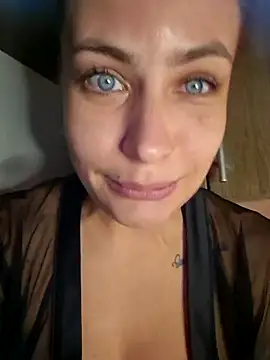 Keli Jessi online show from 01-12-26, 05:42