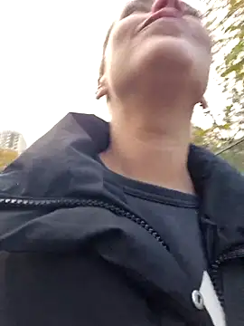 Snapshot of Keli_Jessi chatting on 10-26-25, 02:28 Keli Jessi online show from 10-26-25, 02:28