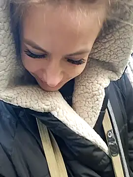 Snapshot of Keli_Jessi chatting on 02-10-25, 01:22 Keli Jessi online show from 02-10-25, 01:22